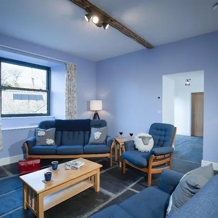 New 4 Bedroom At Waterhead Range By Letmestay * آمبيلسايد