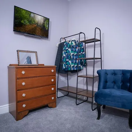 New 4 Bedroom At Waterhead Range By Letmestay