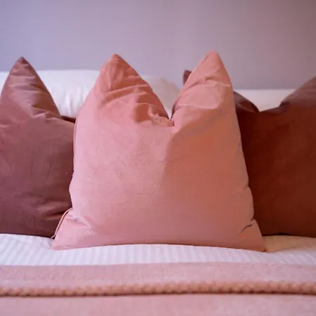 New 4 Bedroom At Waterhead Range By Letmestay *