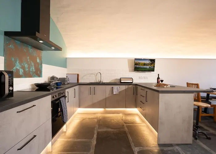 Casa de Férias New 4 Bedroom At Waterhead Range By Letmestay Ambleside