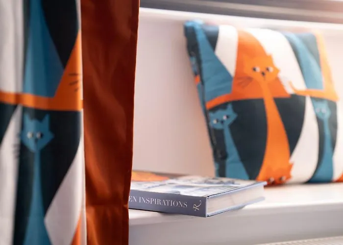 New 4 Bedroom At Waterhead Range By Letmestay Casa de Férias *